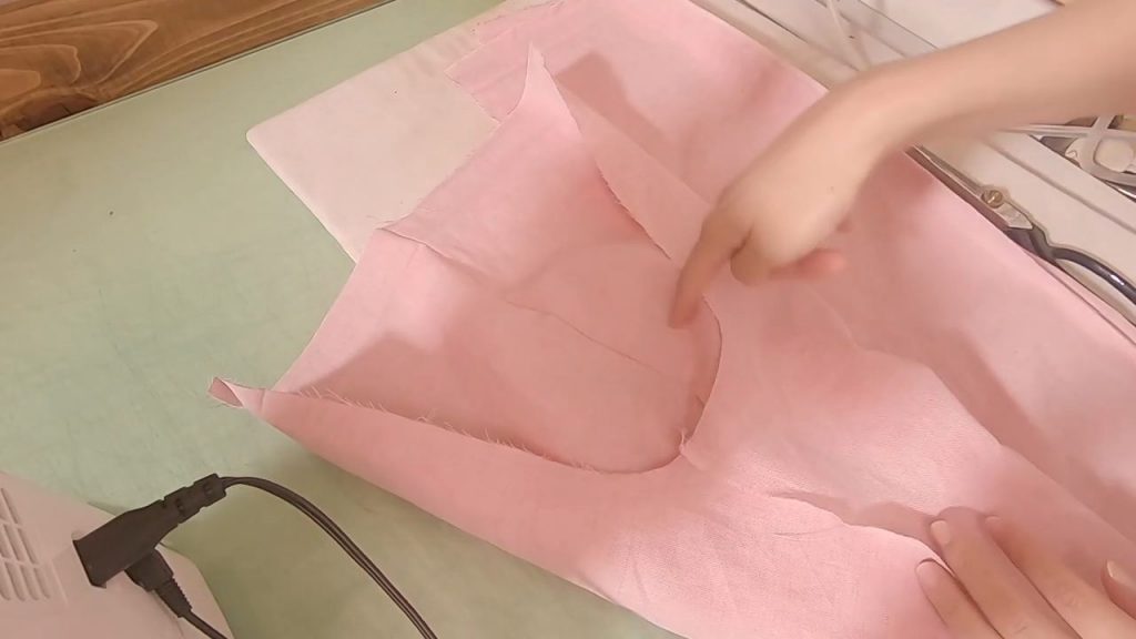 パンツの作り方：股下を縫う