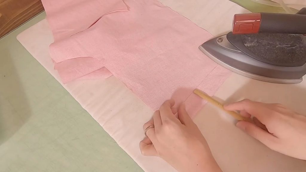 パンツの作り方：脇を縫う