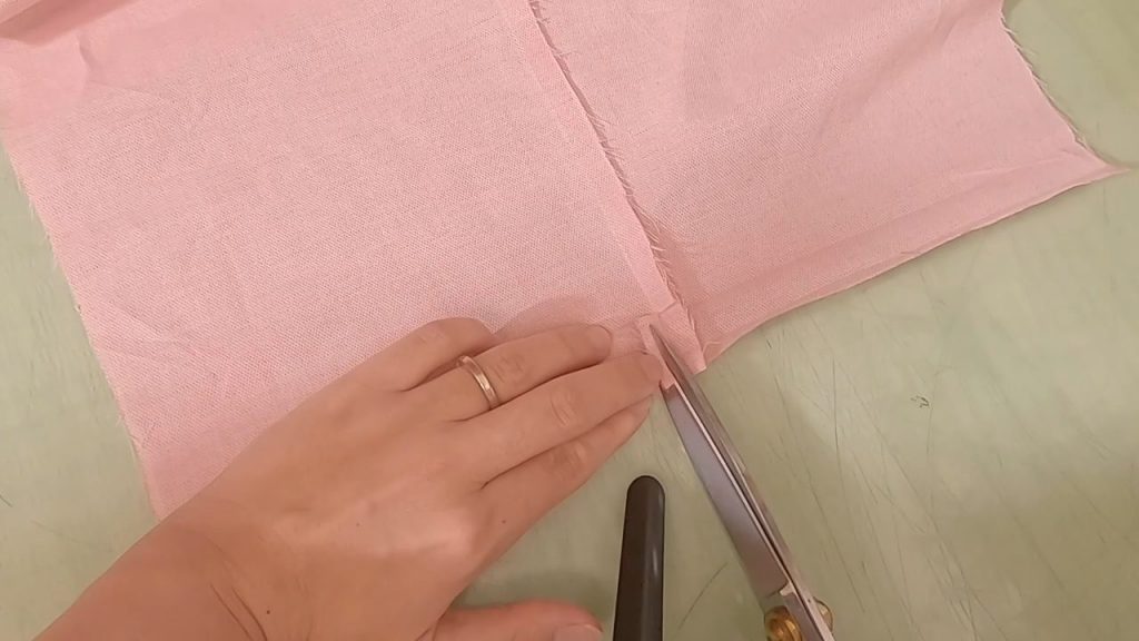 パンツの作り方：脇を縫う